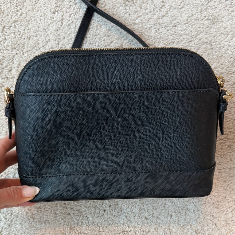 Michael Kors Black and Gold Crossbody Bag- excellent condition! - Picture 6 of 7